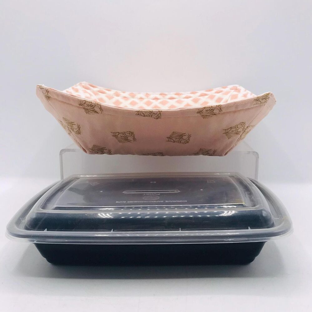 Reversible Microwave Cozie For Takeout Containers Farmhouse Horse Heads in Pink